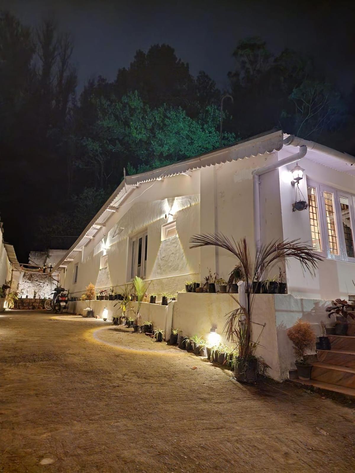 Bob'S Haven Bungalow ウーティ エクステリア 写真